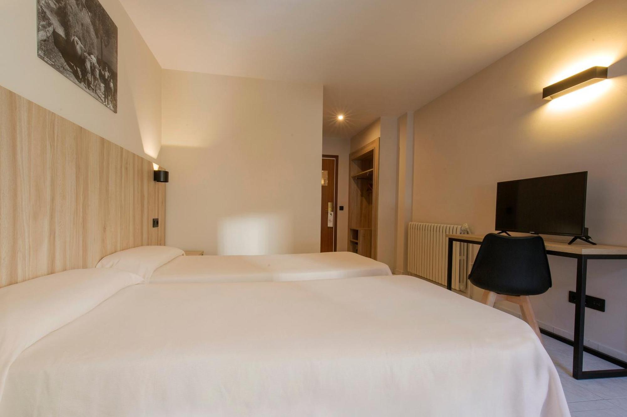 Hotel Encamp Rum bild